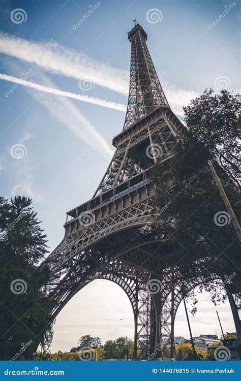 Torre Eiffel S Mbolo De Paris Fran A Os Melhores Destinos De Paris Em