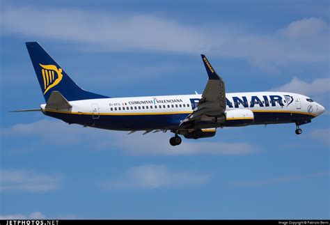 EI EFO Boeing 737 8AS Ryanair Fabrizio Berni JetPhotos