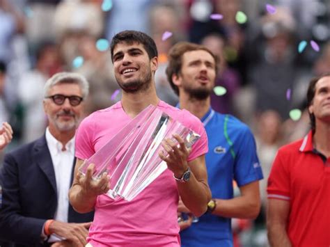 Petenis Muda Senasional Carlos Alcaraz Sukses Menjuarai Indian Wells