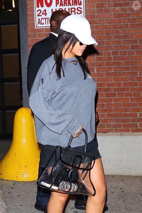 Photo Rihanna La Sortie D Un Immeuble New York Le Octobre