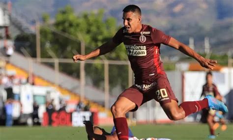 Universitario venció 1 0 de visita a Atlético Grau con gol agónico de