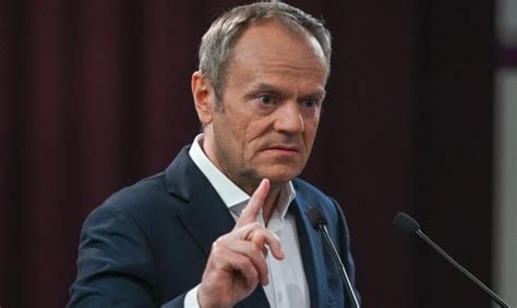 Tusk Bud Et Wka Musi Dosta Proc Podwy Ki A Nauczyciele Proc