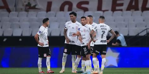 Mal Jogou E Por R Milh Es Pode Se Despedir Do Corinthians E Se