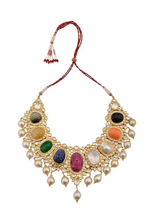 Amrapalis Traditional Navratna Nine Gem Necklace