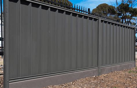 How To Install Colorbond Fence Panels Diy At Bunnings 41 Off