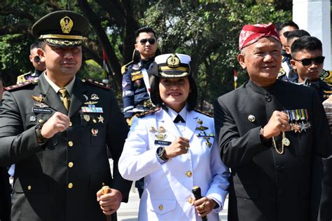 Media Budaya Indonesia Komandan Lanal Bandung Hadiri Upacara