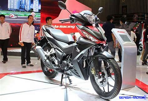 Warna Baru New Honda Supra GTR 150 Kini Lebih Sporty Harga Mulai Rp 21