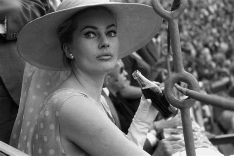 Anita Ekberg La Mujer Más Deseada Del Mundo Que Murió En La Indigencia