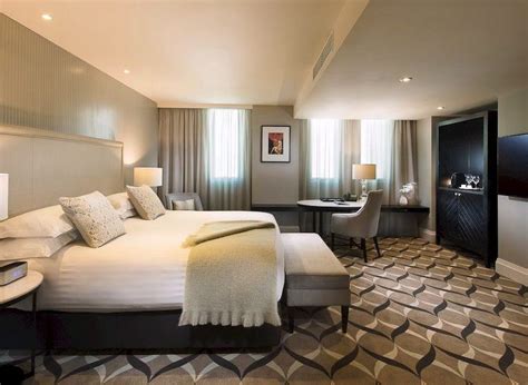 Review: Mayfair Hotel Adelaide