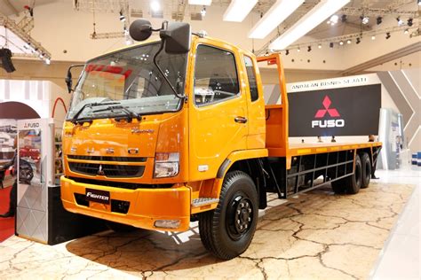 Ktb Luncurkan Official Store Mitsubishi Fuso Di Tokopedia Oto Mounture