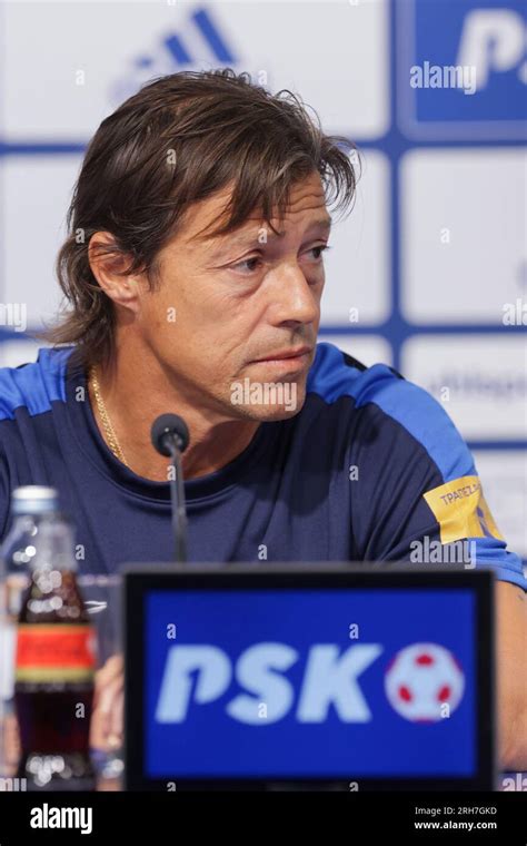 Matias Almeyda Coach Hi Res Stock Photography And Images Alamy