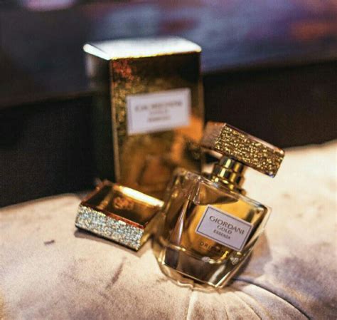 Oriflame Giordani Gold - Reviews | MakeupAlley