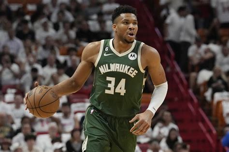 Giannis Antetokounmpo Says Hes Not Physically Ready To Play In The World Cup Wtop News