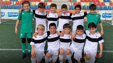 El Fabril FC Benjamín se distancia en la tabla con su triunfo en