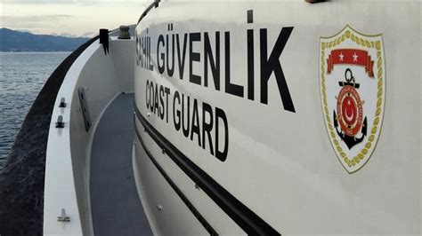 30 Irregular Migrants Rescued Off Izmir Coast In Türkiye