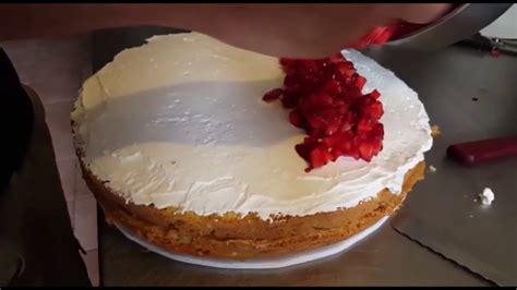 Torta De Frutillas Crema Y Dulce De Leche Ponele Dulce YouTube