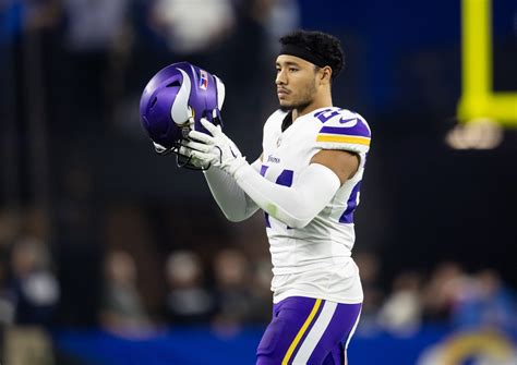 Colts make a bold move in free agency by securing safety Camryn Bynum