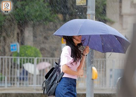 天文台取消黃雨警告 今日多雲有驟雨｜即時新聞｜港澳｜oncc東網