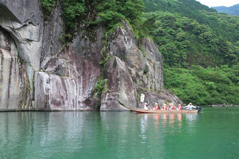 瀞峡で渓谷めぐりを体験！熊野川の大自然が広がる感動の絶景に出会う まっぷるウェブ