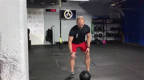 How To Perform Rotational Med Ball Throws Youtube