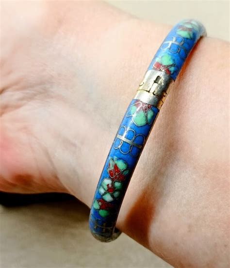 Blue Enamelled Cloisonn Floral Design Bangle Bracele Gem