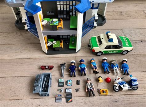 Playmobil Polizei Kommandozentrale Mit Gef Ngnis Kaufen Auf Ricardo