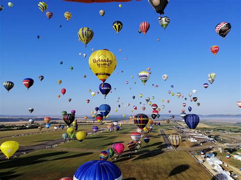 On vous fait gagner des vols en montgolfière pour découvrir la région