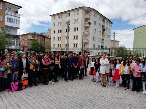 OKULUMUZDA 19 MAYIS COŞKUSU Orgeneral Selahattin Demircioğlu Ortaokulu