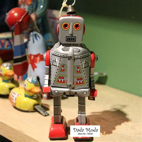 Juguetes De Hojalata De Estilo Antiguo Robots De Cuerda Modelos De