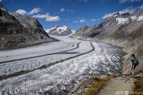 温暖化で氷河から露出の遺物、登山者がアプリで記録 アルプス 写真1枚 国際ニュース：afpbb News