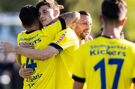 Stuttgarter Kickers bei Türkspor Neu-Ulm: Kickers stehen erneut im ...
