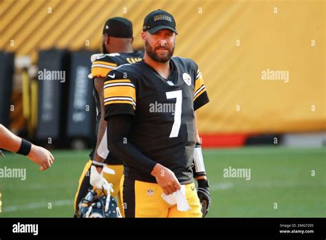 Pittsburgh Steelers Quarterback Ben Roethlisberger 7 During Practice