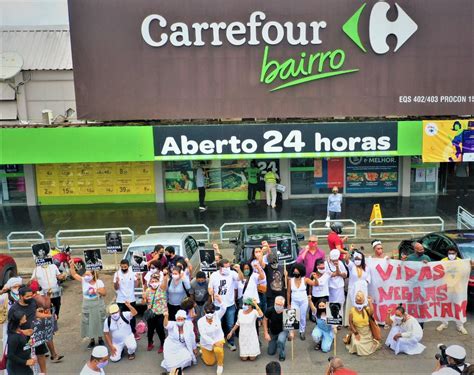 Ato Em Bras Lia Manifesta Rep Dio Ao Assassinato De Homem Negro No