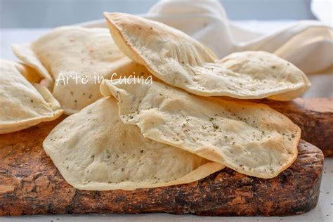 SCHIACCIATINE VELOCI Al ROSMARINO Antipasto Sfizioso