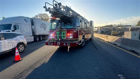 4 Vehicle Crash On I 95 Overpass In Joppa Two Lanes Blocked