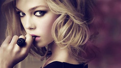 Women Model Blonde Long Hair Women Outdoors Rings Siri Tollerod Looking At Viewer Face