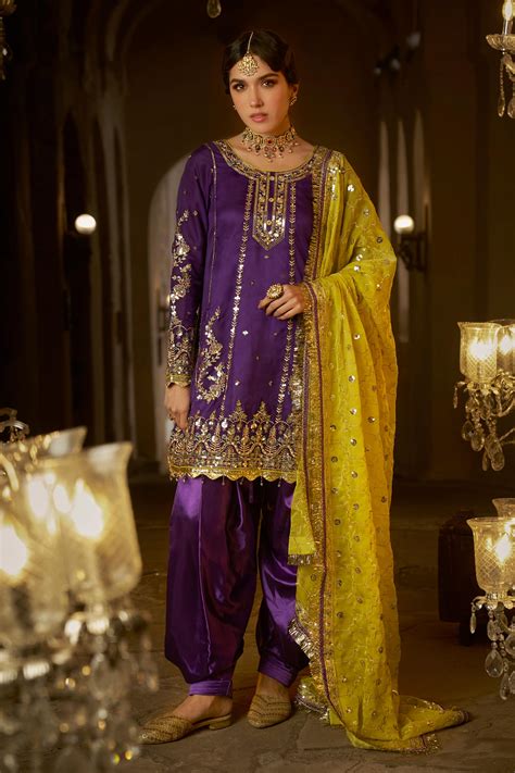 Buy Purple Organza Embroidered Zari Round Kurta Set With Contrast