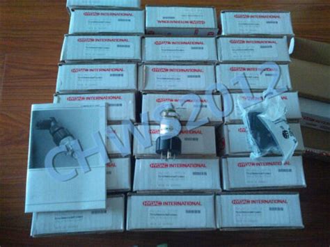 1 PCS NEW IN BOX HYDAC Pressure Switch EDS 3446 3 0040 000 WD6 EBay