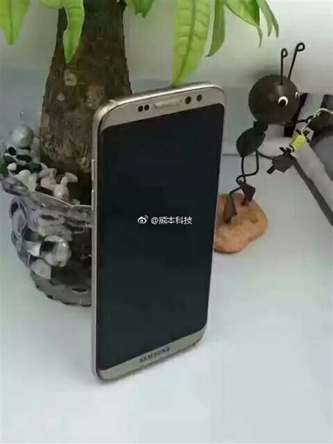 Samsung Galaxy S Clones Seen In China Ahead Of Original Release