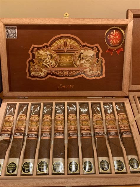 E P Carrillo Encore Toro 6 1 8 X 52 Valientes Cigar Cellar Of Miami