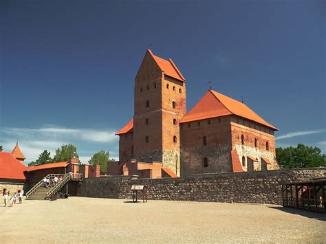 Trakai castle Free Photo Download | FreeImages