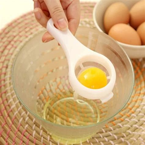 Hot Sale 2 Pcs Household Plastic White Egg Yolk Seperator Separator