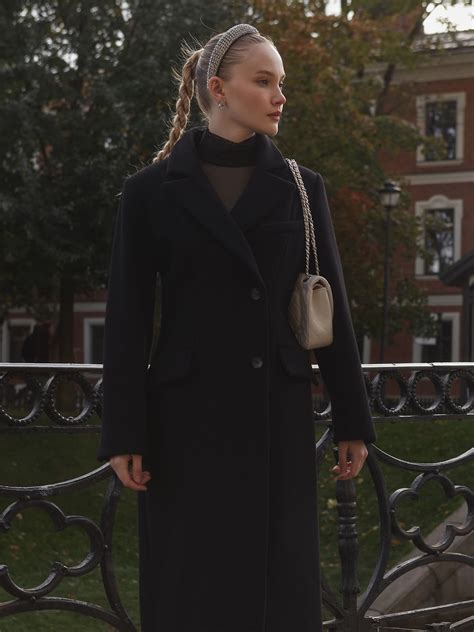Приталенное пальто макси из однотонной ткани :: LICHI - Online fashion ...