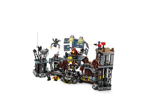 Bricker - Конструктор LEGO 76122 Вторжение Глиноликого в бэт-пещеру ...