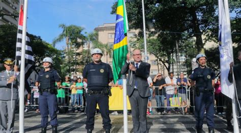 Desfile De De Setembro Levou Mais De Mil Pessoas Para A Avenida