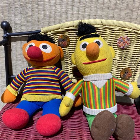 Vintage Bert and Ernie (s)