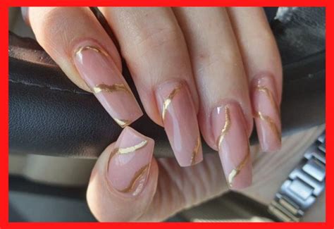 9 Esmaltes Color Nude una declaración elegante de tus uñas 2025