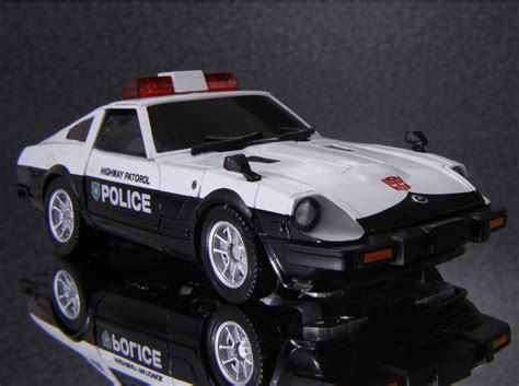 Transformers Masterpiece Prowl Datsun Zx Police Japanese