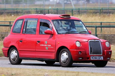 Luton Abco Taxis V Gfl London Heathrow Lhr Egll Flickr