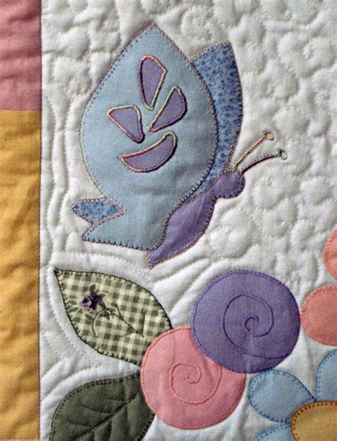 Ulla's Quilt World: Quilted baby blanket